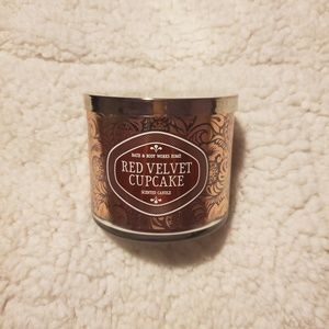 B&BW Red Velvet Cupcake 3-wick Candle